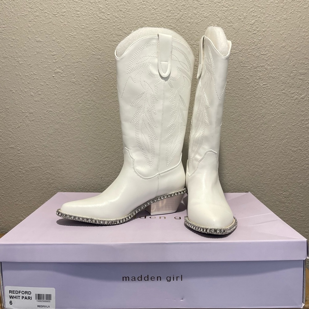 MADDEN GIRL WOMENS WHITE REDFORD WESTERN BOOT SIZE 6